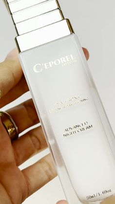 Unveiling Tranquility: How Face Serum Soothes and Clarifies for a Clear Complexion